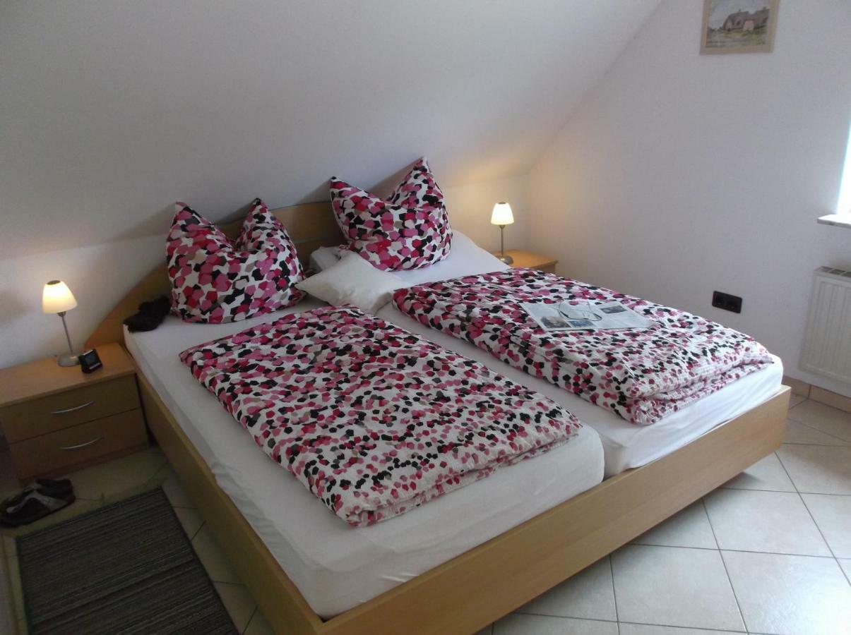 Ferienwohnung Anna Suderstapel Екстериор снимка